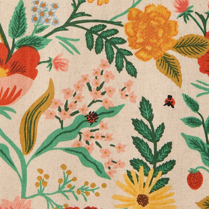 The Essential Apron in Rifle Poppy Fields