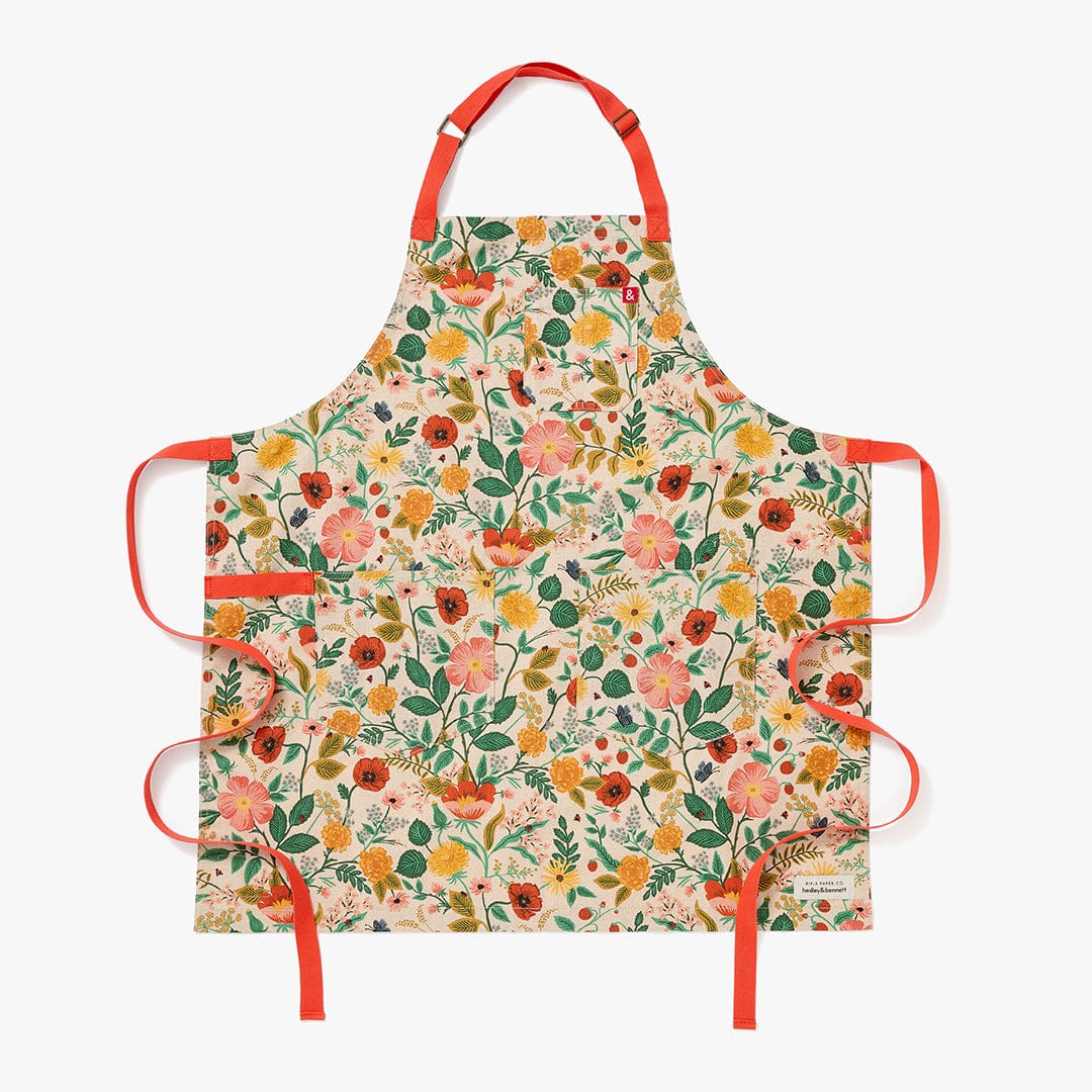 The Essential Apron in Rifle Poppy Fields