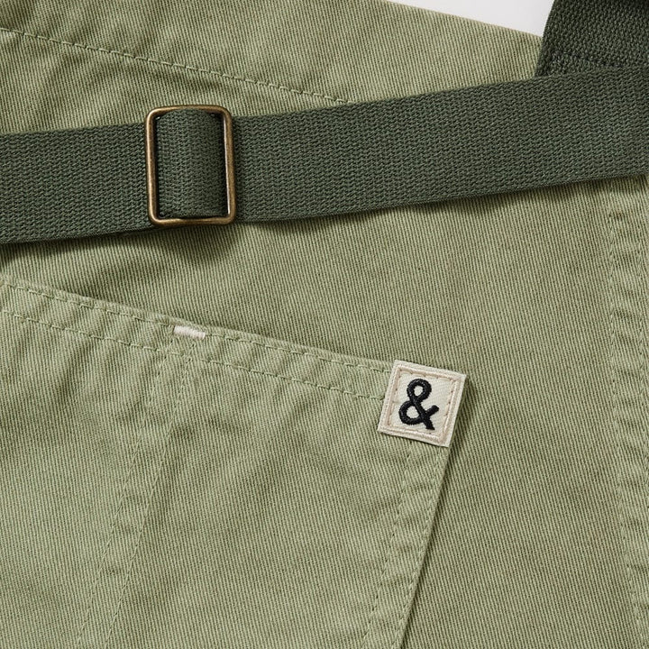 The Essential Apron in Matcha Green