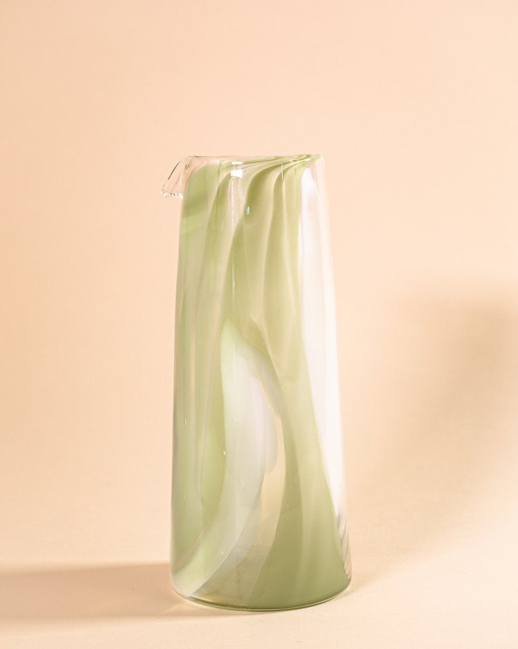 Bow Pitcher